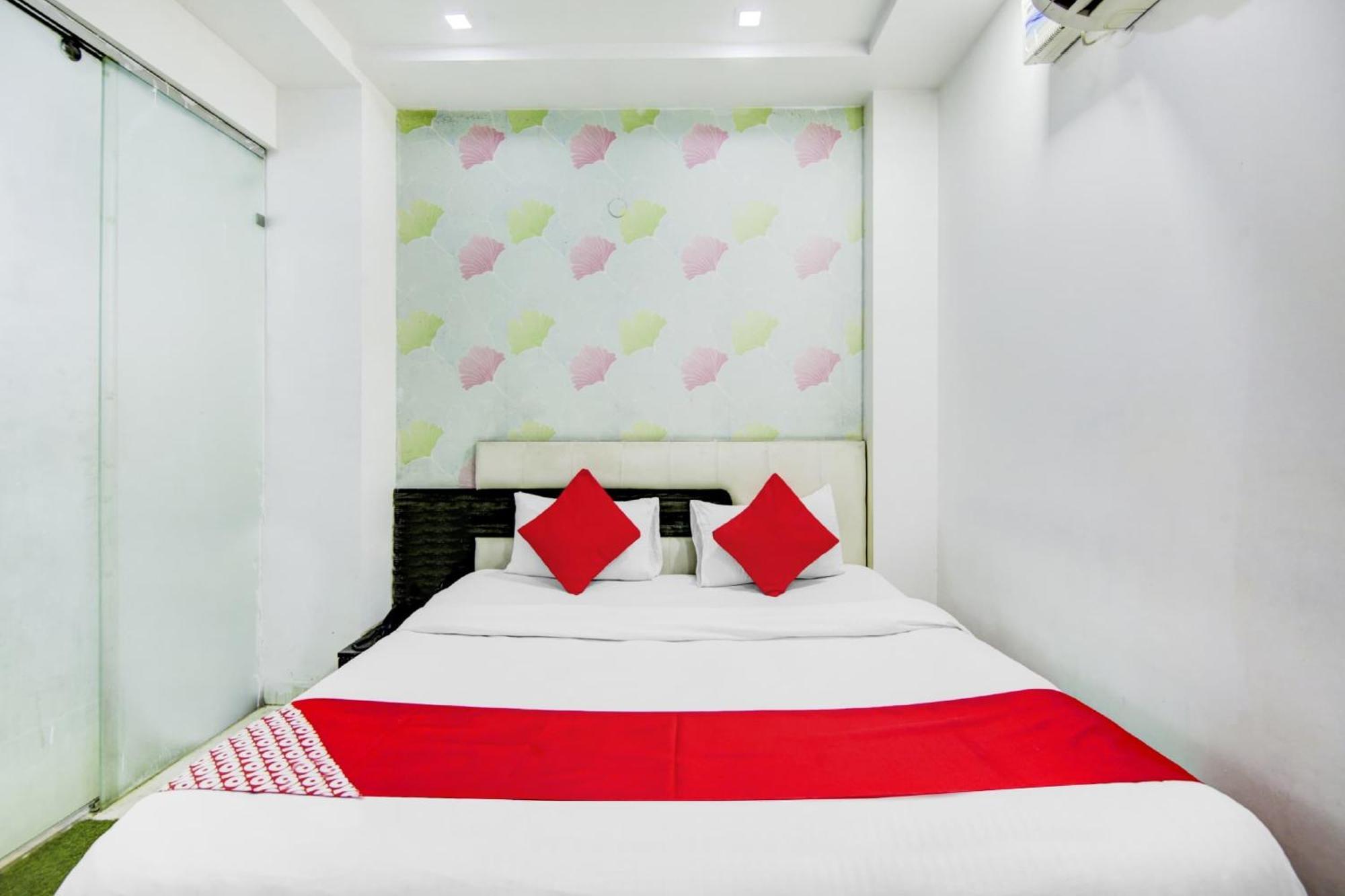 O Decent Hotel